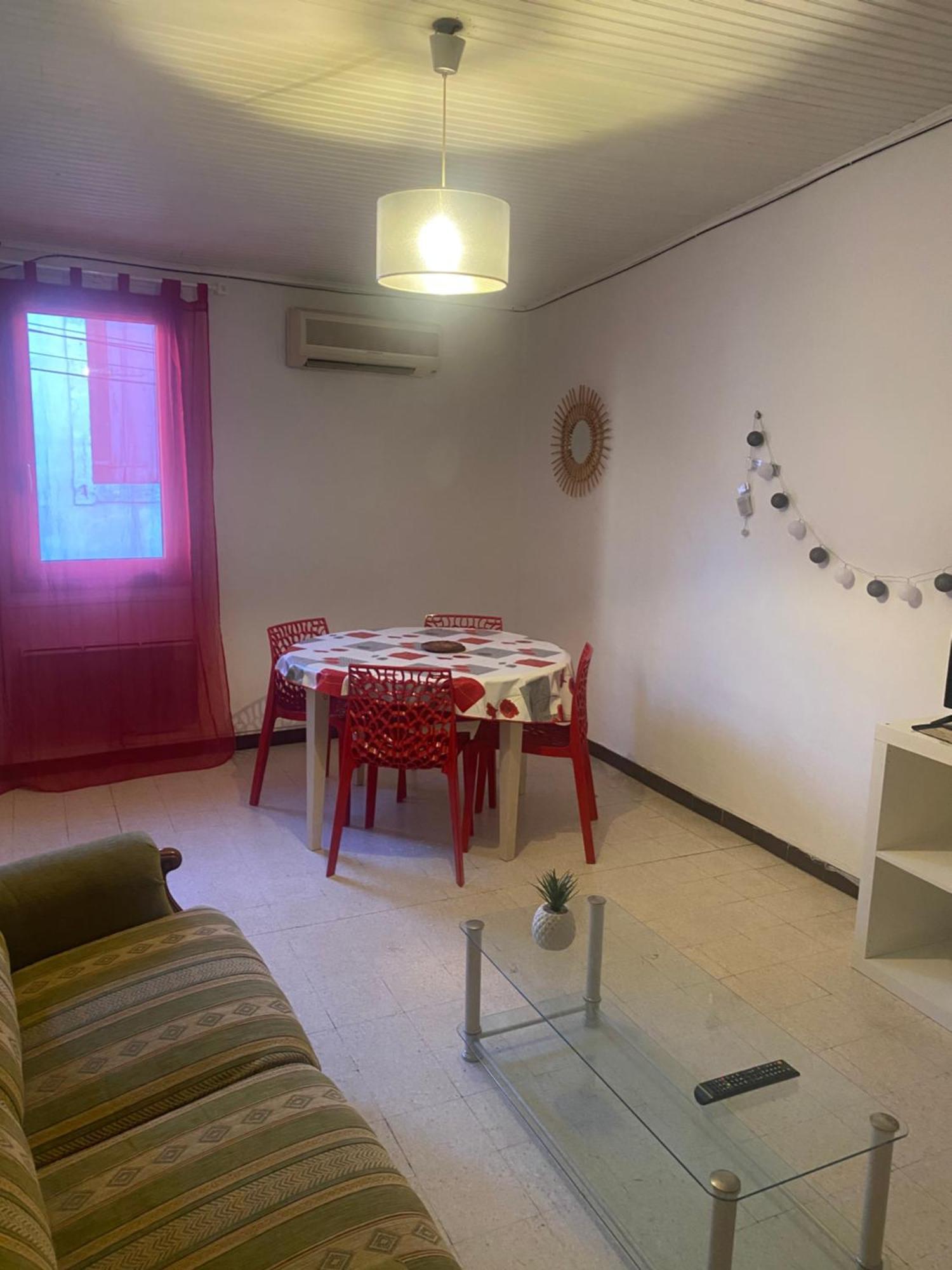 בובר Maison De Ville Proche Mer, En Camargue Sur Le Chemin De Saint Jacques De Compostelle, Clim Reversible מראה חיצוני תמונה